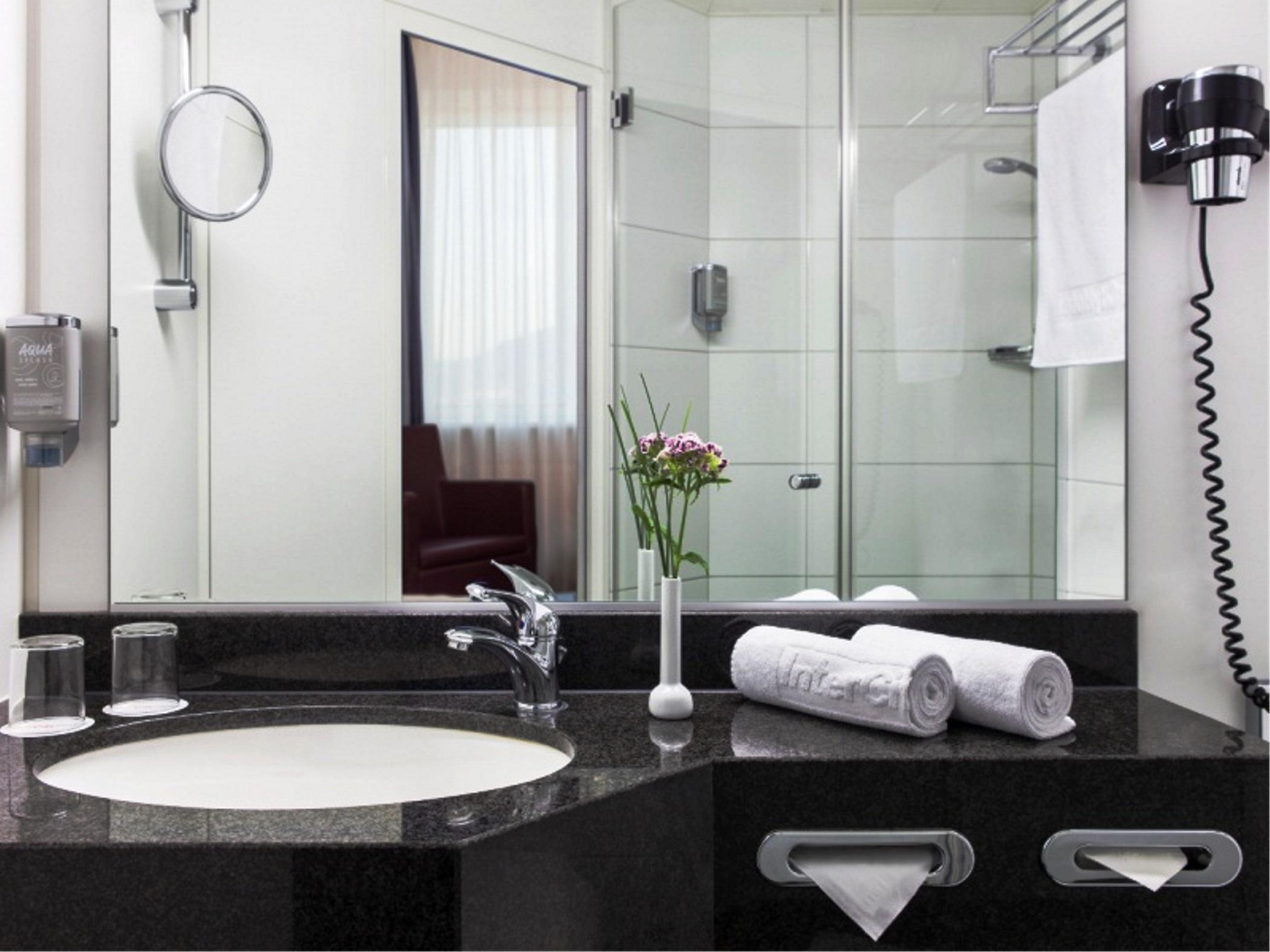 Hotel Intercityhotel 3*