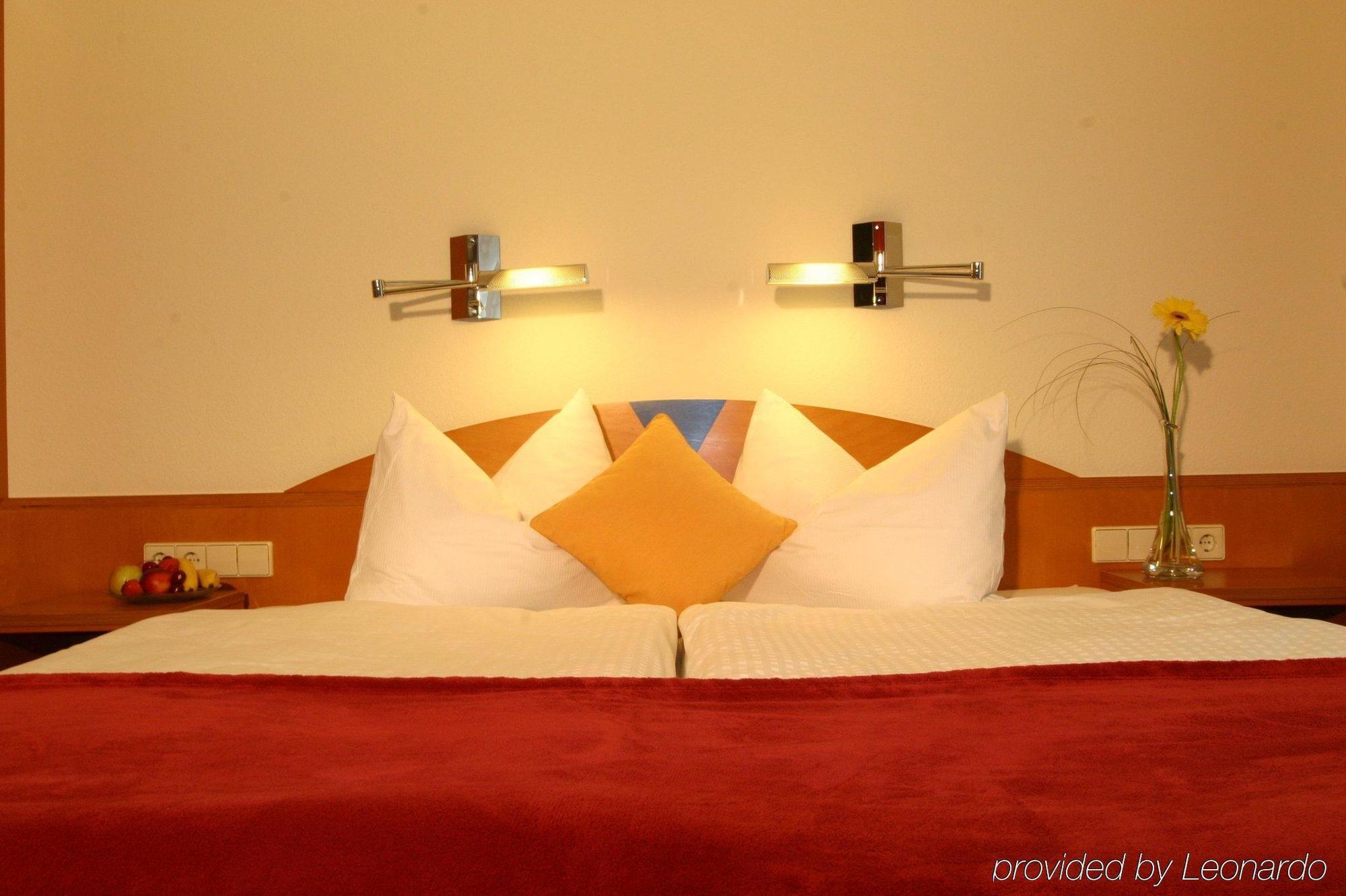 Intercityhotel 3*
